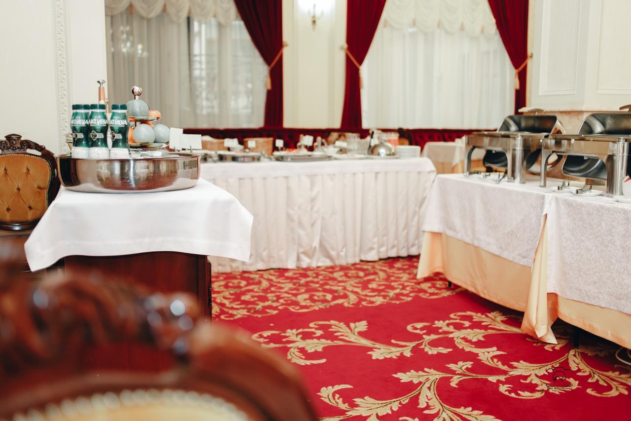 Nobilis Hotel Lviv Ngoại thất bức ảnh